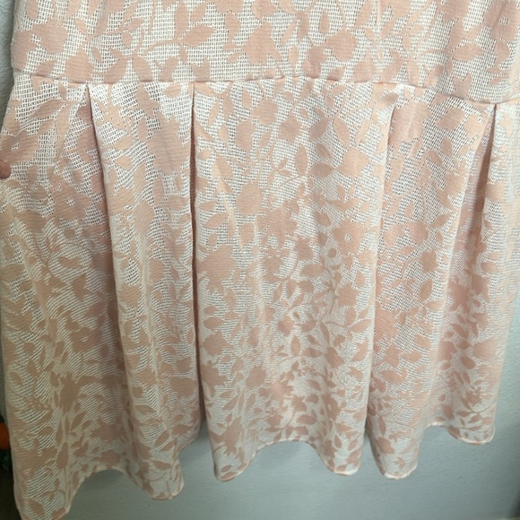 Torrid Light Pink Textured Sleeveless Dress Plus Size 24 | Fit & Flare Zip Back - Picture 5 of 14